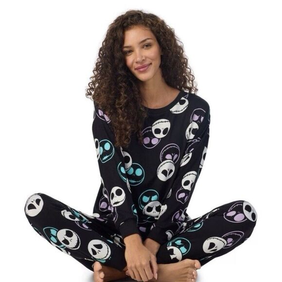 NWT Disney Nightmare Before Christmas Two Piece PJ Set Size L - Picture 3 of 5